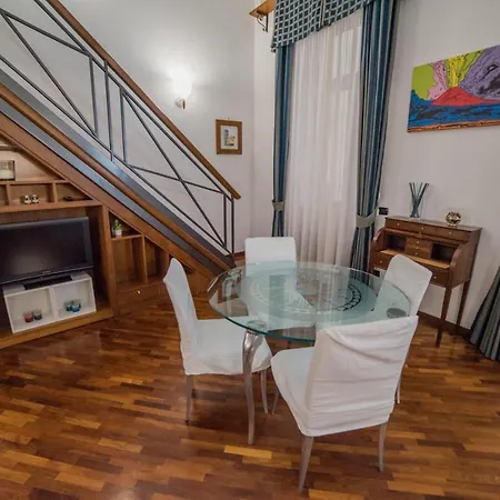 Casa Langellotti * Napels